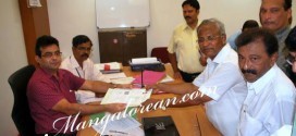 Mangalore J R Lobo of Congress-Accompanied by Supporters files Nomination