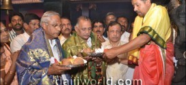 Mangalore J R Lobo shares Christmas joy with Muslims and in Kudroli Temple