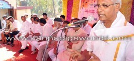 District in-charge Minister flags off Congress Padayatra from Tokkottu to Kulur