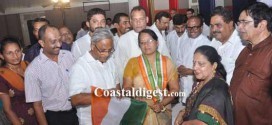 Mangalore Congress holds massive convention, inducts several newcomers
