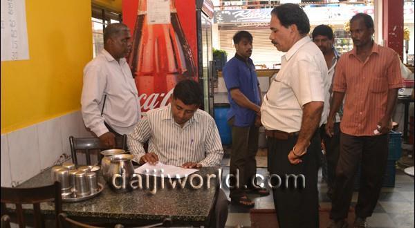 Mangalore Malaria control-MCC officials crack the whip, raid hotels