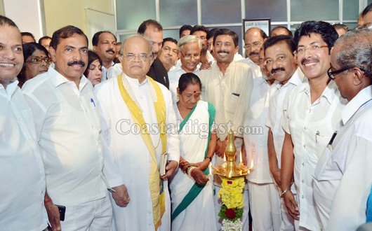 JR Lobo urges govt to form NRI cell, withdraw CET restrictions
