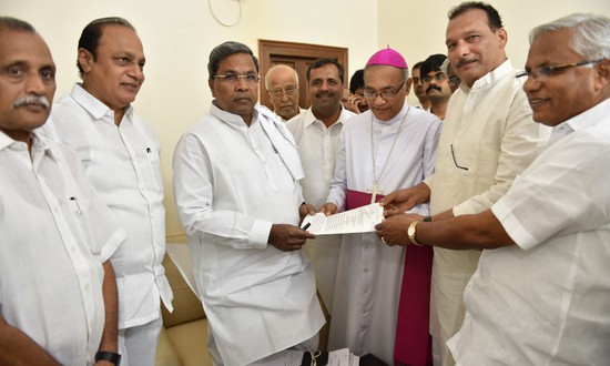 Bangalore: Delegation Meets CM to Seek Holiday in Coastal Districts on September 8