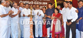 CM inaugurates Mangalore Dasara at Kudroli temple