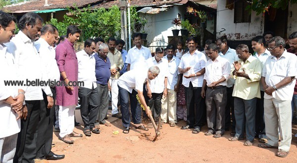 M’lore: MLA J R Lobo lays foundation for various road development works @ Rs 2.31 crore
