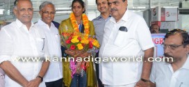 Grand welcome to Athlete M.R.Poovamma in Mangalore.