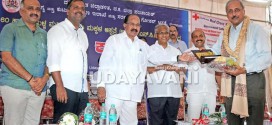 Focus on making DK Healthy District: Moily