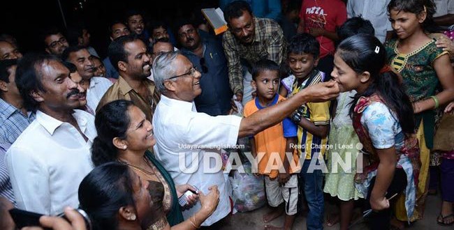 J R Lobo celebrates Deepavali with underprivileged children