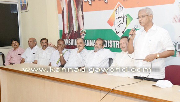 “130th Sthapana Diwas” observed by District Congress.