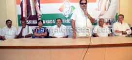 District Congress observes 130th Foundation Day of INC