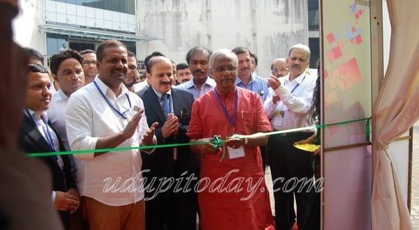 Mangaluru: Cashew Summit by manufacturers assn inaugurated