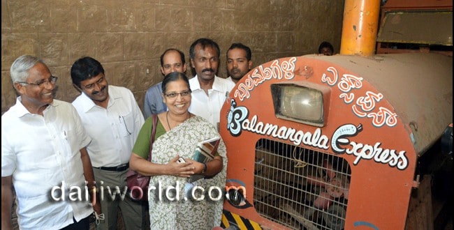 Mangaluru: J R Lobo inspects Kadri Park; toy train to be reinstalled