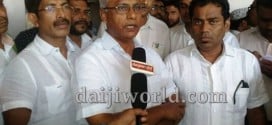 Immoral rowdyism at Attavar - J R Lobo visits victim, assures strict action