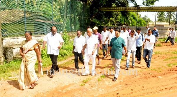 MLA J R Lobo Inspects Bengre breakwater project