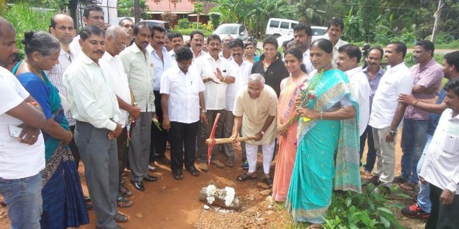 Mangaluru: MLA J R Lobo lays foundation for concreting road at Nagori