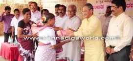 Rice distributed to 700 people by Kadri cricketers club, SEZ on the eve of fest