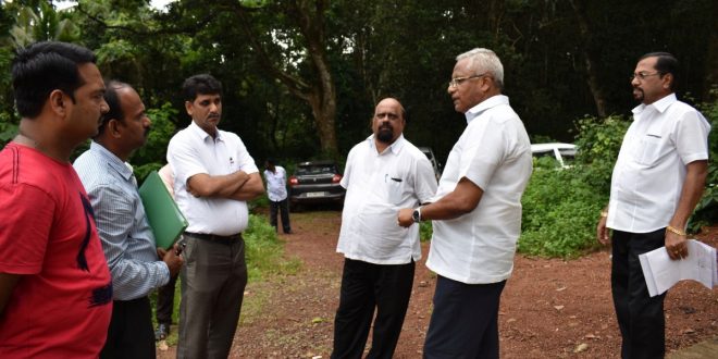 ಶಕ್ತಿನಗರದಲ್ಲಿ ಆಶ್ರಯ ಮನೆ ನಿರ್ಮಿಸುವ ಸ್ಥಳ ಪರಿಶೀಲಿಸಿದ ಶಾಸಕ ಜೆ.ಆರ್.ಲೋಬೊ