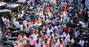 ಕಾರ್‍ಸ್ಟ್ರೀಟ್ ಪ್ರದೇಶದಲ್ಲಿ ಕಾಂಗ್ರೆಸ್ ಪಕ್ಷದ ಭರ್ಜರಿ ಪಾದಯಾತ್ರೆ