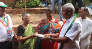 ಗುಜ್ಜರಕೆರೆ, ಅರೆಕೆರೆಬೈಲು ಪರಿಸರದಲ್ಲಿ ಕಾಂಗ್ರೆಸ್ ಅಭ್ಯರ್ಥಿ ಲೋಬೊ ರವರಿಂದ ಬಿರುಸಿನ ಮತಯಾಚನೆ.