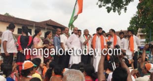 Mangaluru South Congress candidate J R Lobo takes out huge Padayatra in Carstreet